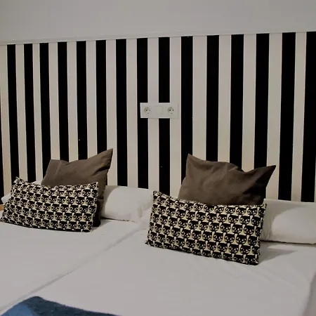 Feel Soho Hostel