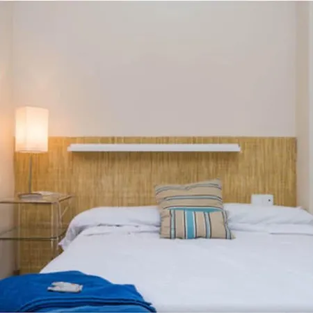 Feel Soho Hostel *