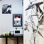 Hostel Feel Soho *