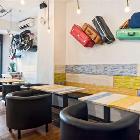 Feel Soho Hostel