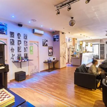 Hostel Feel Soho *