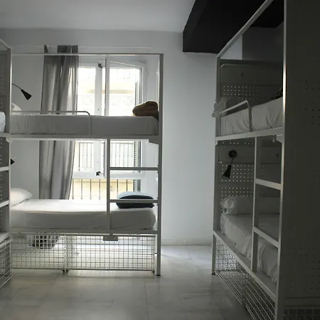 Feel Soho Hostel