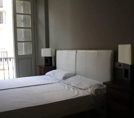Feel Soho Hostel